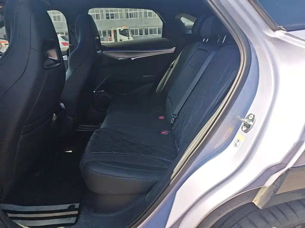 BYD Sealion 07 EV — миниатюра 17