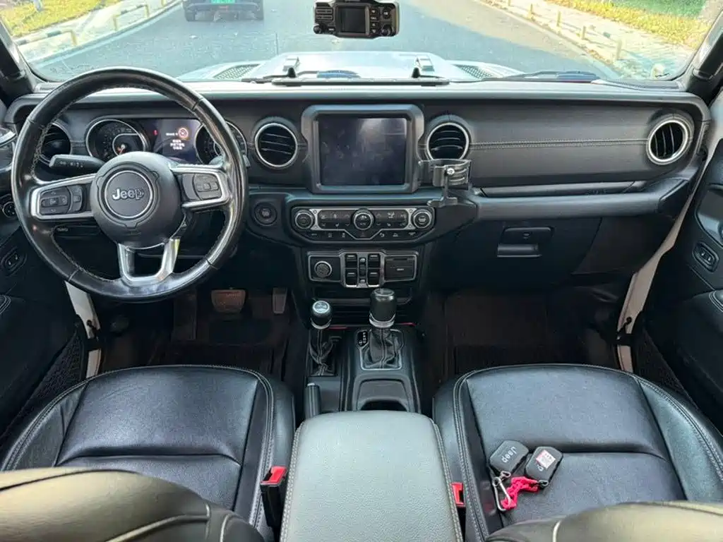 Jeep Gladiator — миниатюра 9