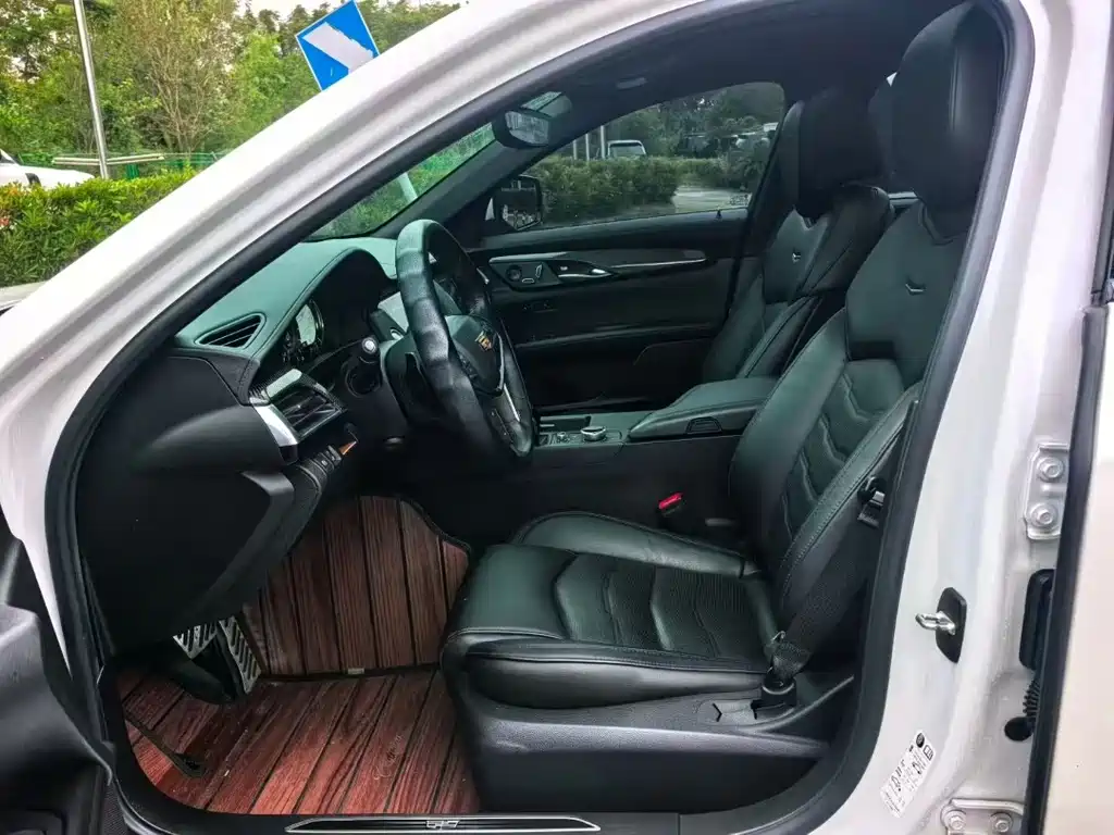 Cadillac CT6 — миниатюра 4