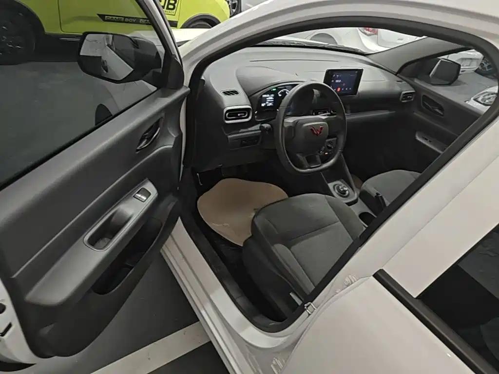 Wuling Hongguang EV — миниатюра 16