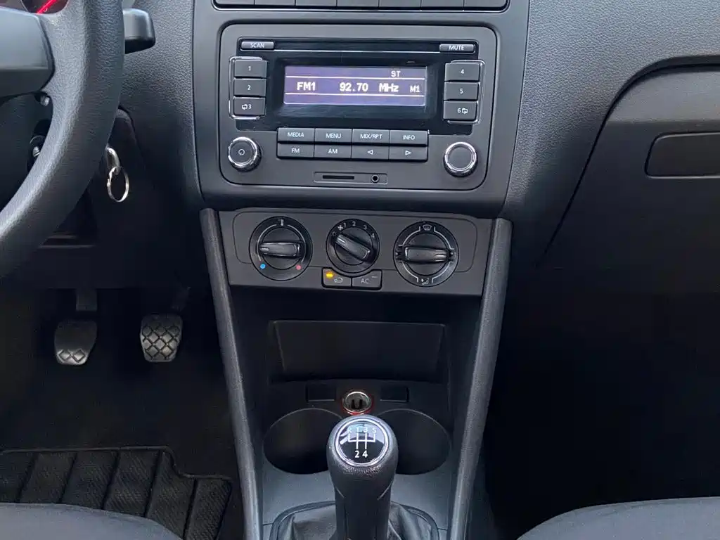 Volkswagen Polo — миниатюра 11