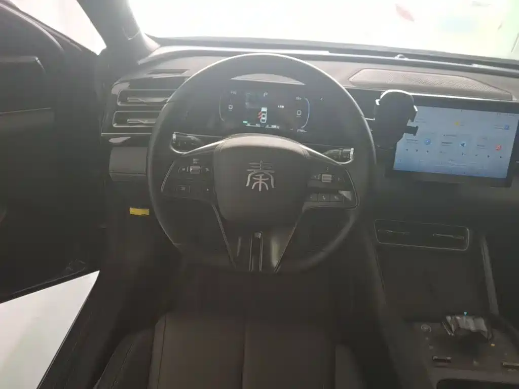 BYD Qin L — миниатюра 11