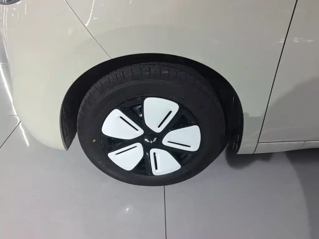 Wuling MINIEV — миниатюра 23