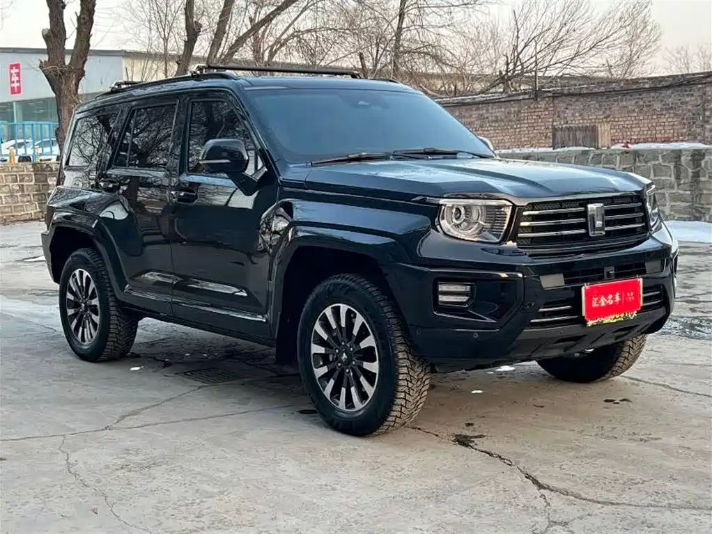 TANK TANK 700 NEW ENERGY