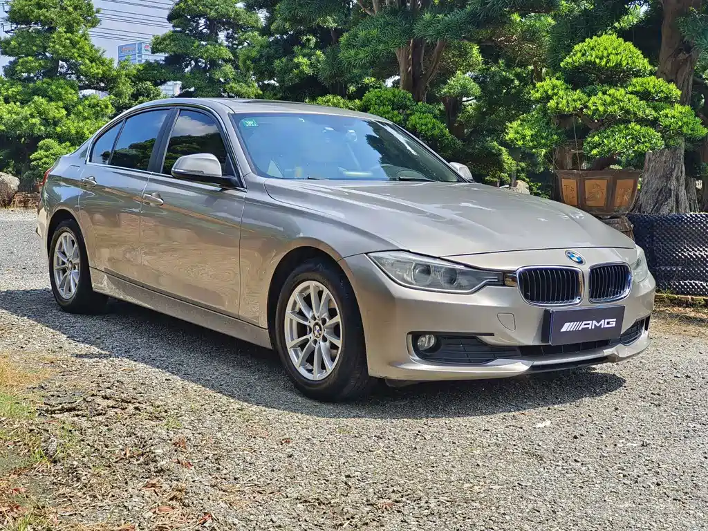 BMW 3 Series — миниатюра 3