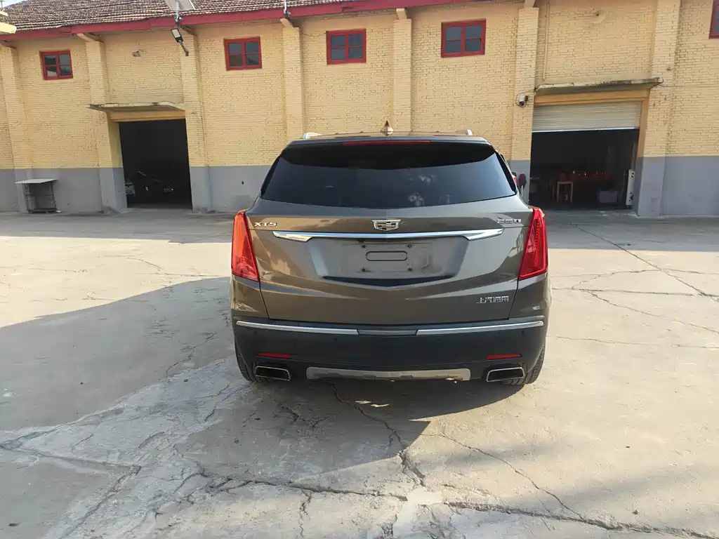 Cadillac XT5 — миниатюра 6