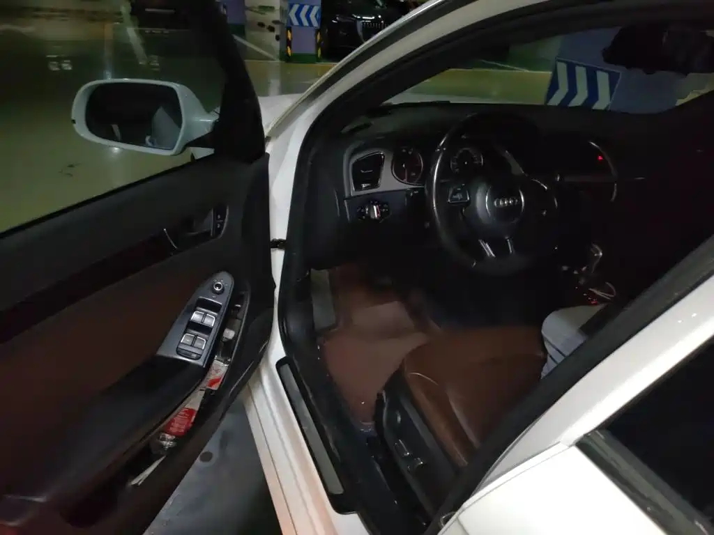 Audi A4L — миниатюра 17