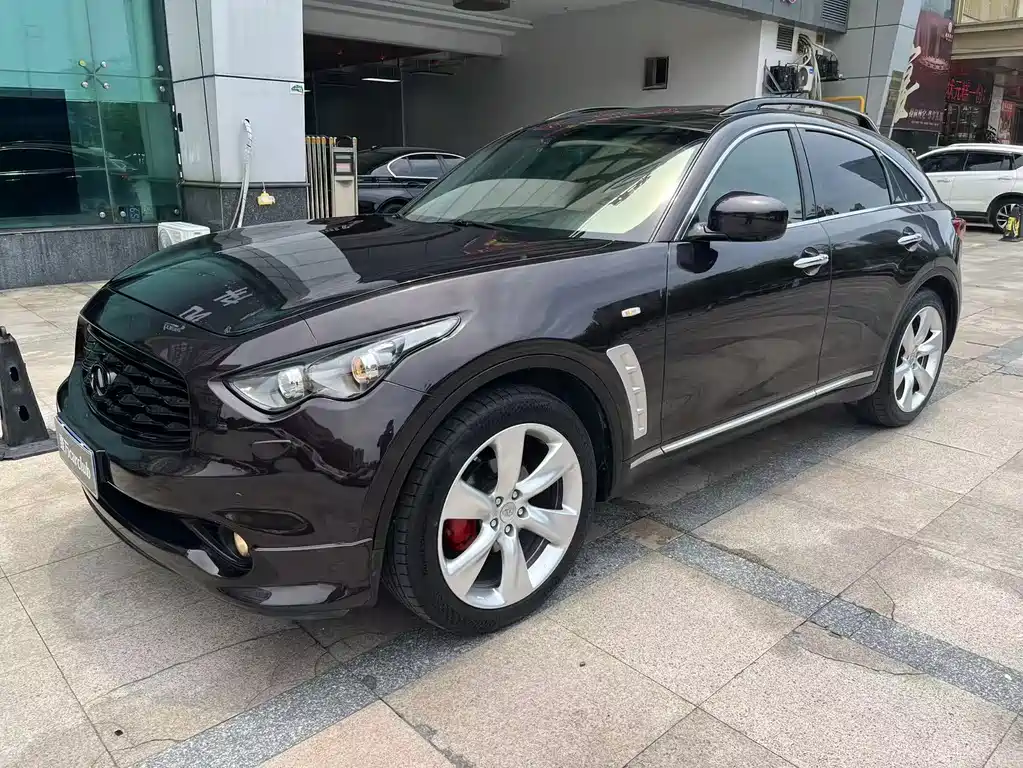 Infiniti FX