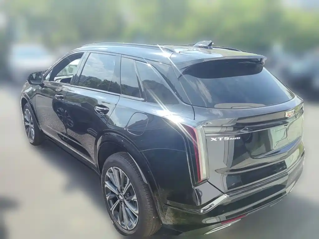 Cadillac XT5 — миниатюра 7