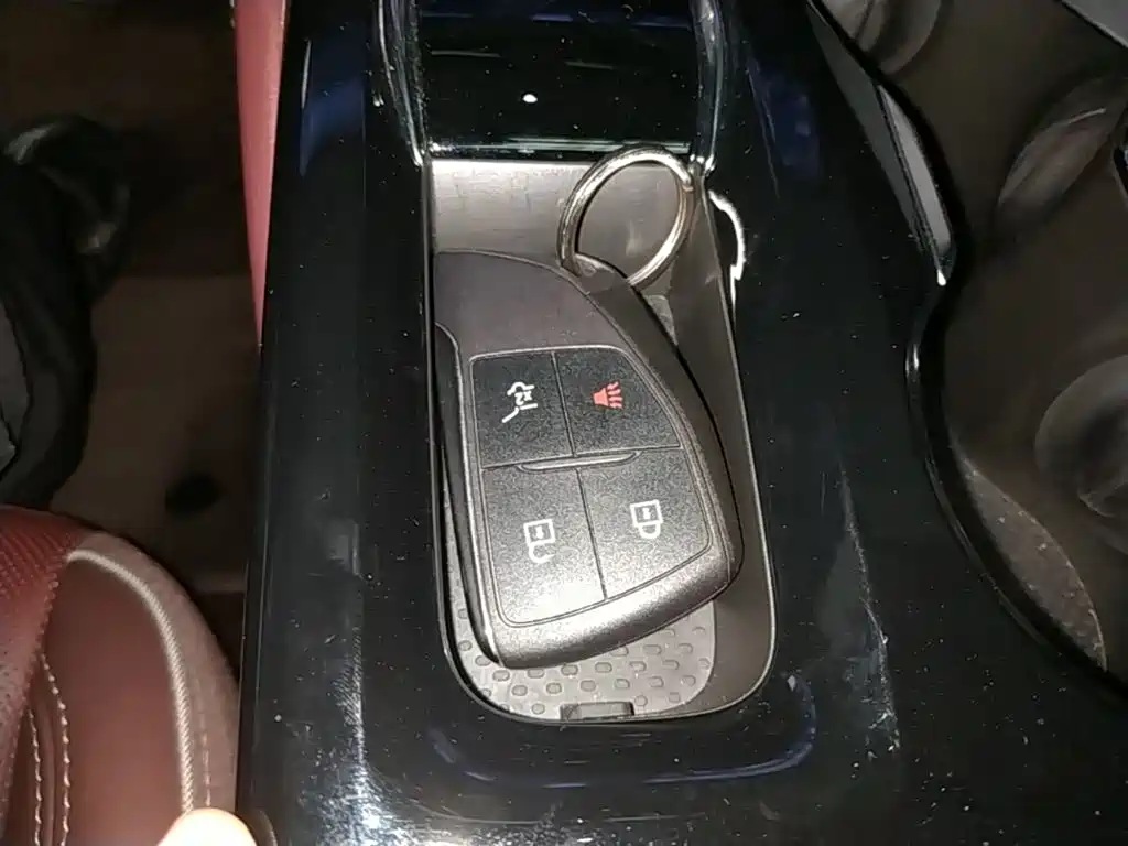 Buick Envision Plus — миниатюра 9