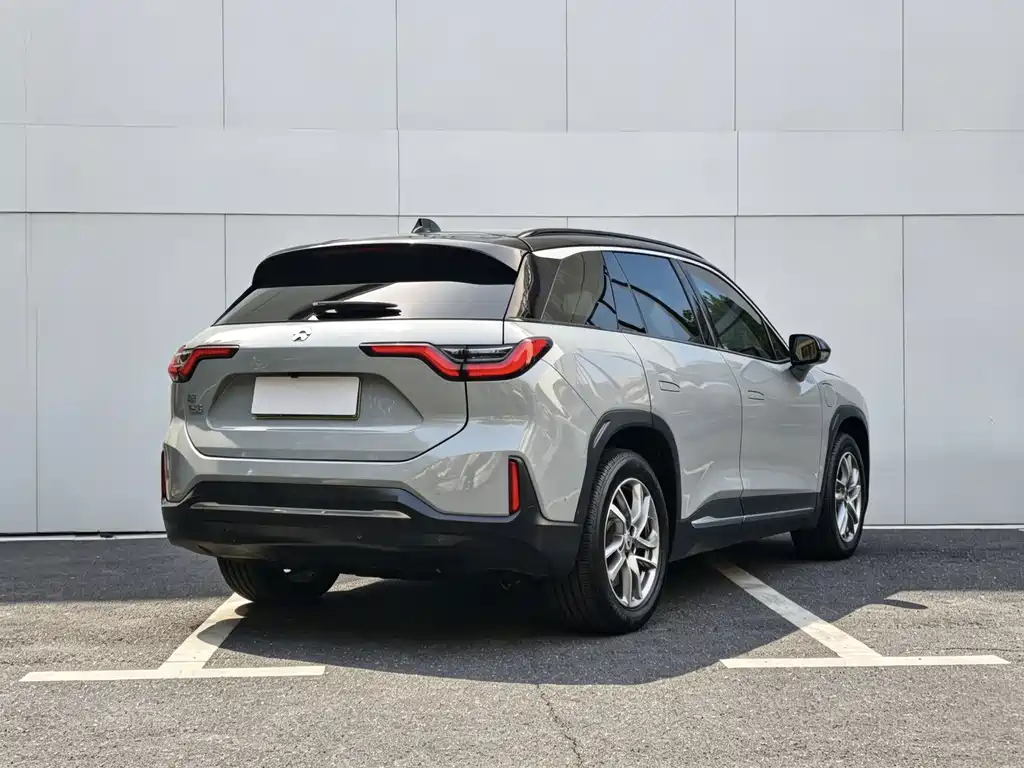 NIO ES6 — миниатюра 4