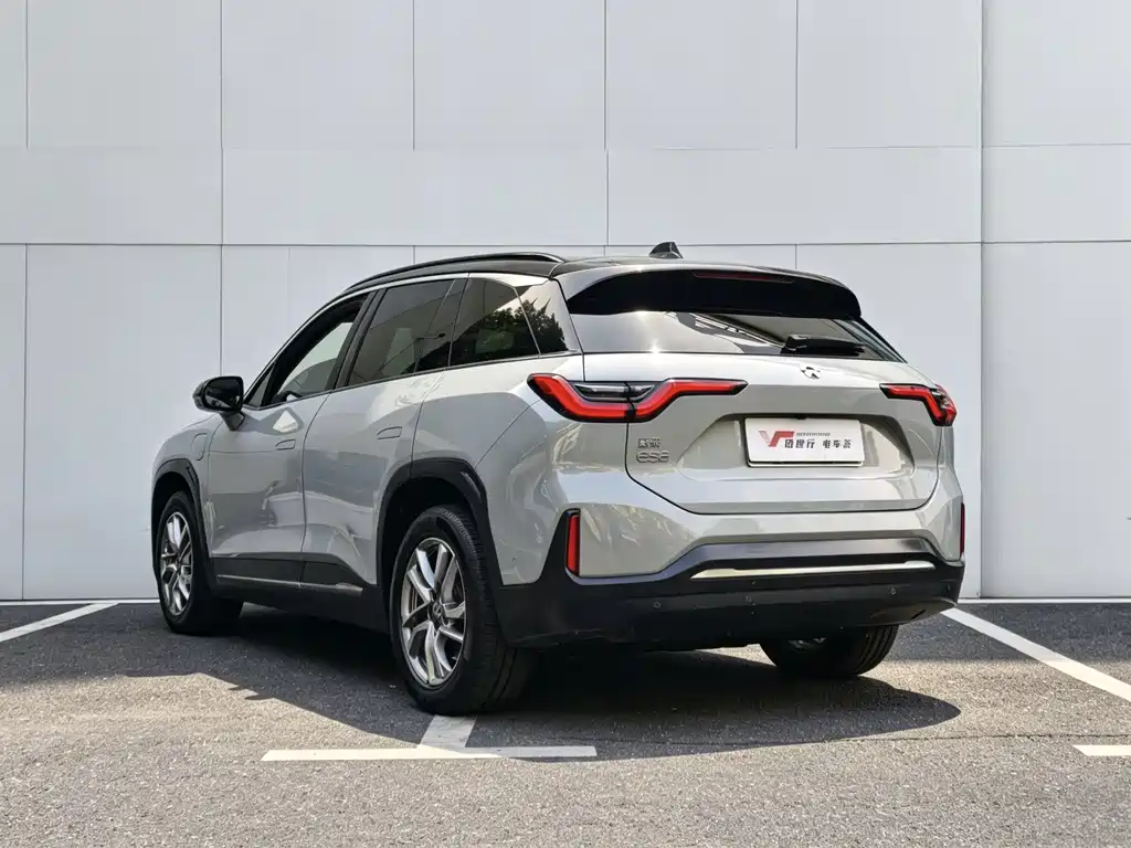 NIO ES6 — миниатюра 6