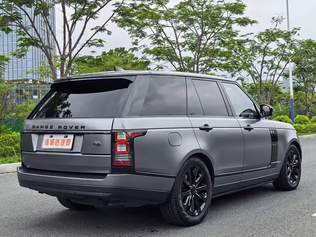 Land Rover Range Rover — миниатюра 19