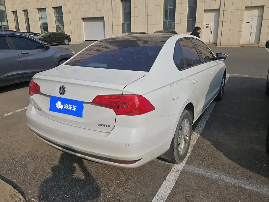 Volkswagen Bora — миниатюра 3