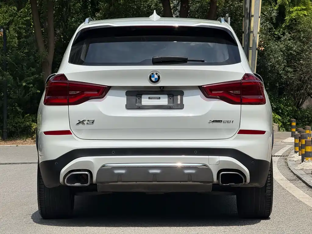 BMW X3 — миниатюра 5