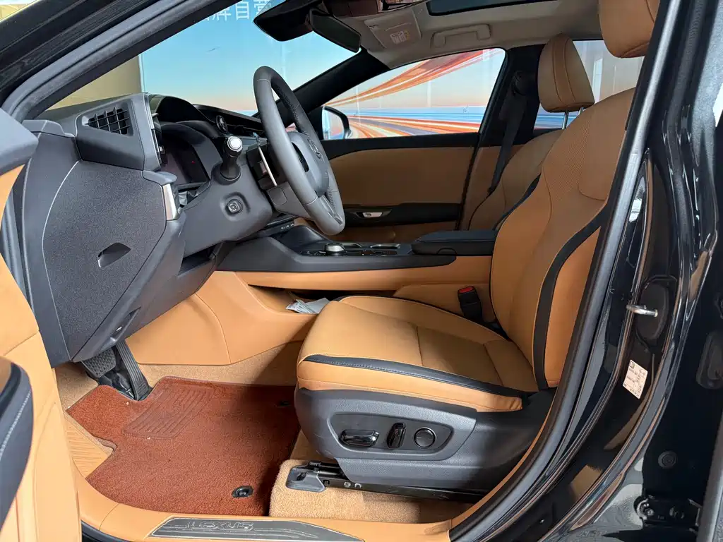 Lexus RZ — миниатюра 9