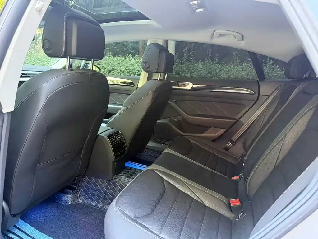 Volkswagen CC — миниатюра 4