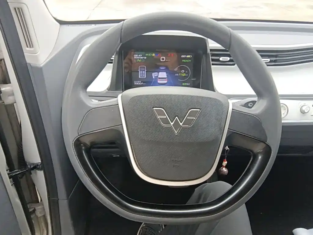 Wuling MINIEV — миниатюра 11