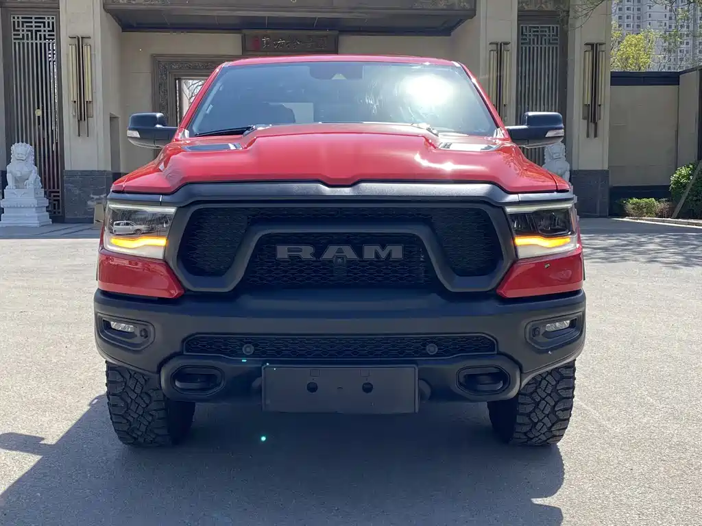 Ram Trucks 2023 5.7L