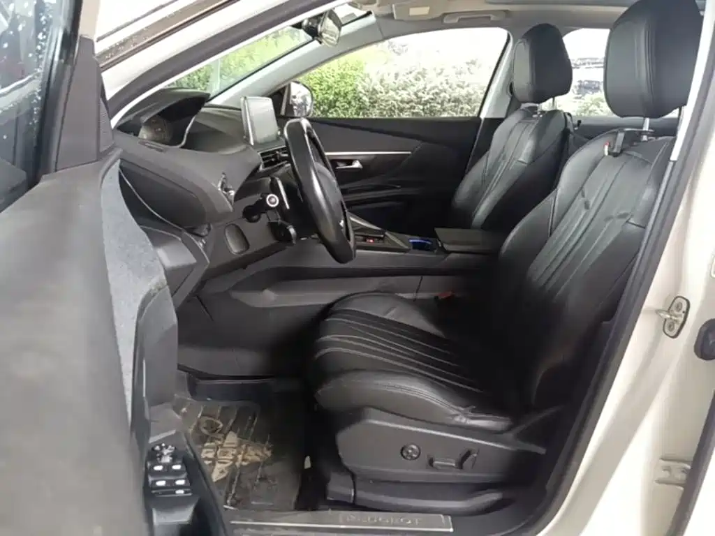 Peugeot 4008 — миниатюра 15