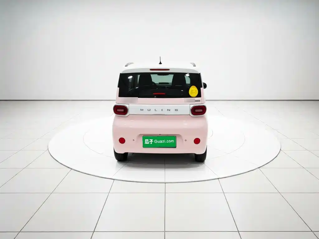 Wuling MINIEV — миниатюра 3