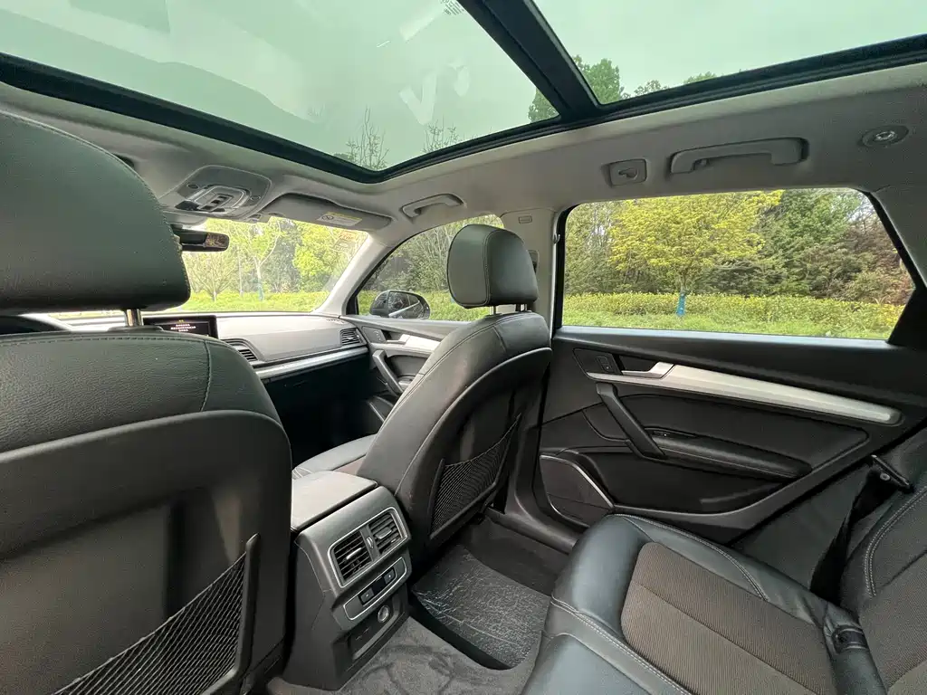 Audi Q5L 2020 40 TFSI