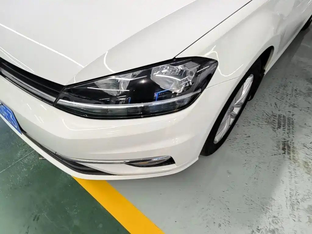 Volkswagen Golf — миниатюра 24