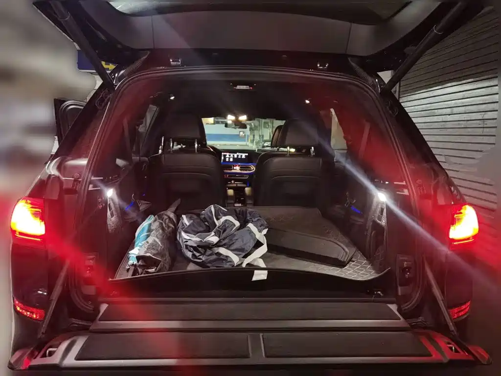 BMW X7 — миниатюра 20