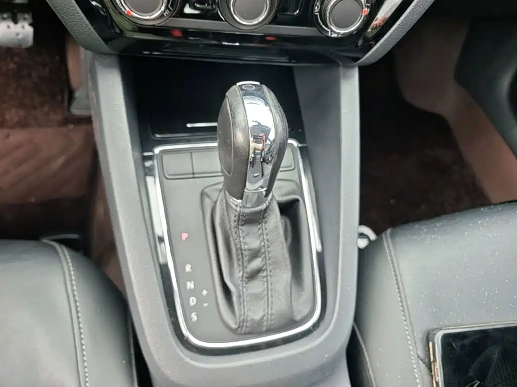 Volkswagen Sagitar — миниатюра 14