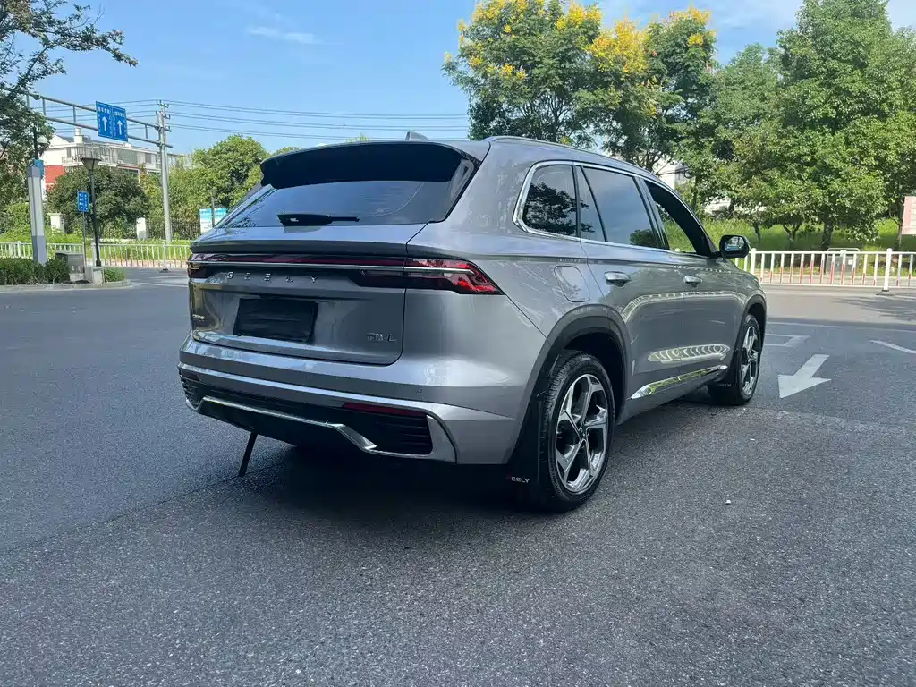 Geely Xingyue L — миниатюра 8
