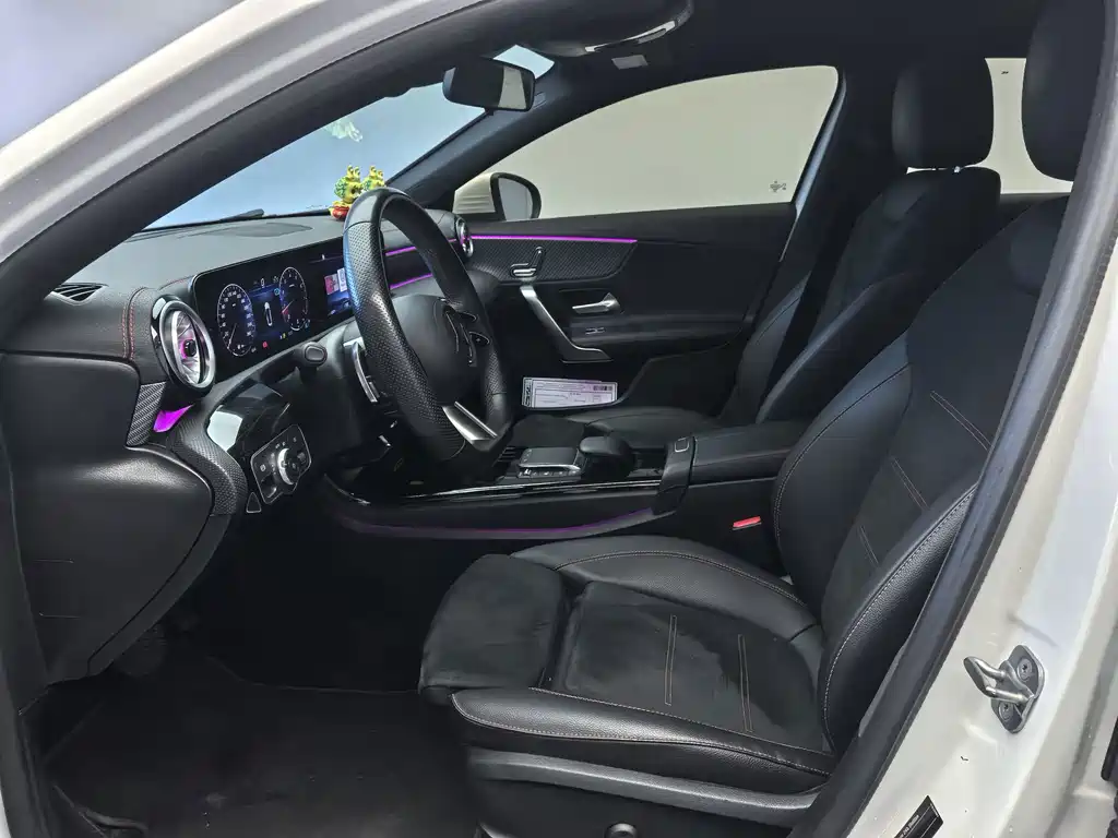 Mercedes-Benz A-Class — миниатюра 14