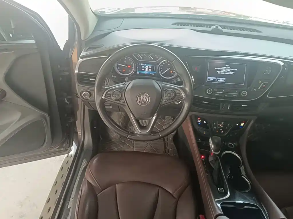Buick Envision Plus — миниатюра 11