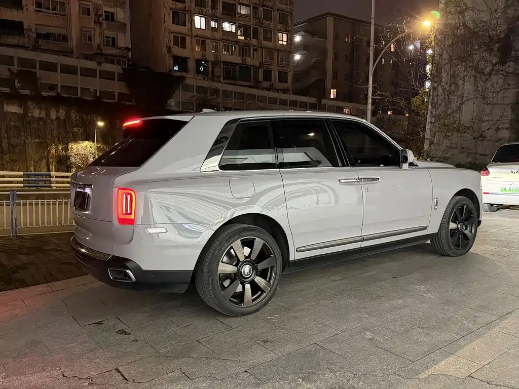 ROLLS-ROYCE CULLINAN