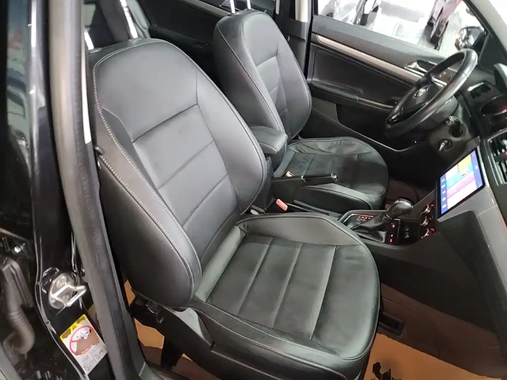 Volkswagen Lavida — миниатюра 25