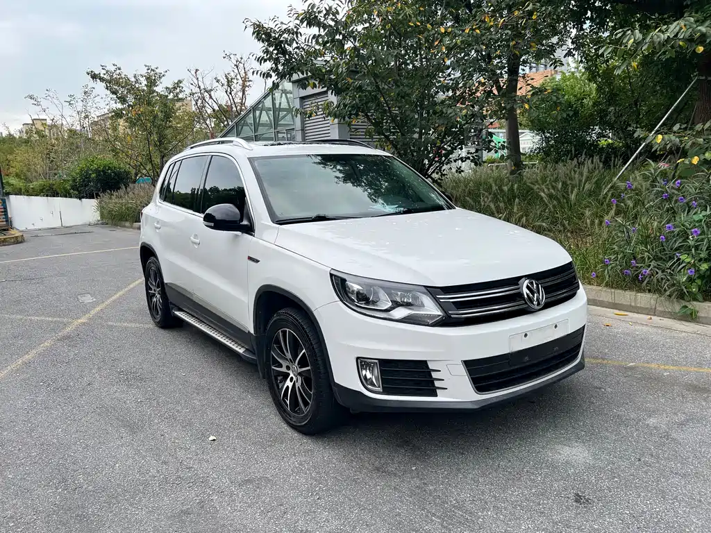 Volkswagen Tiguan — миниатюра 3