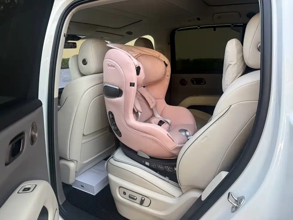 Li Auto Li i8 — миниатюра 9