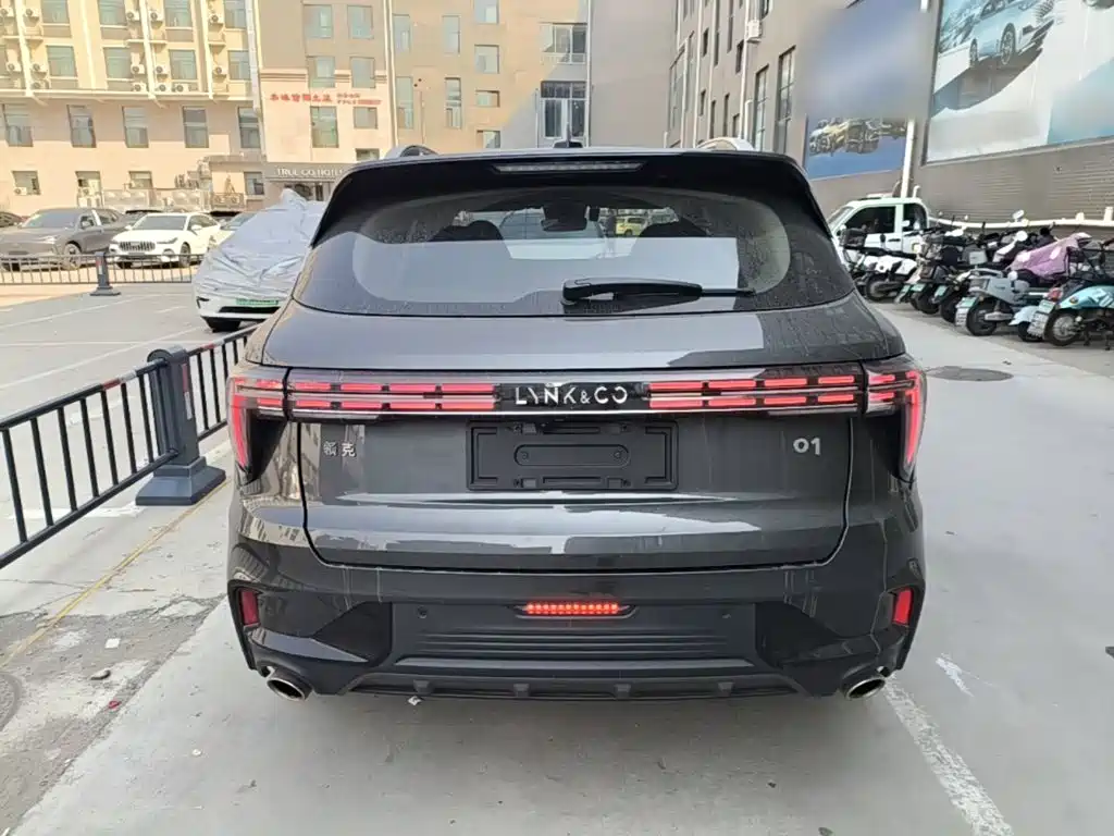 Lynk & Co 01 — миниатюра 6