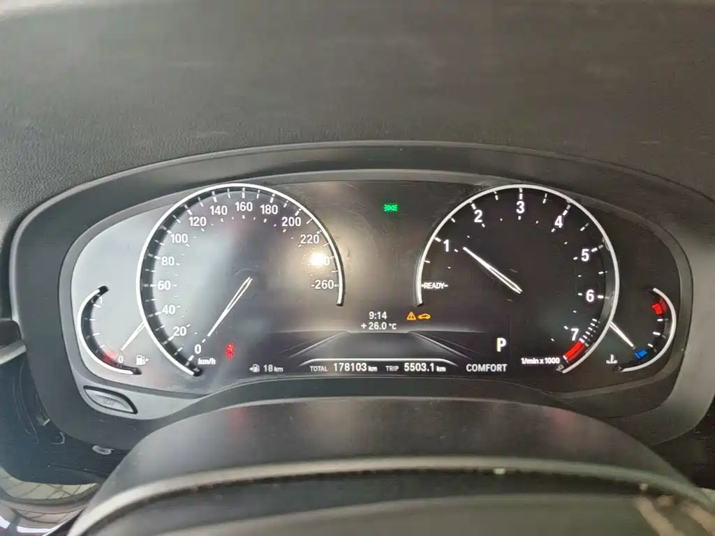 BMW 5 Series — миниатюра 12