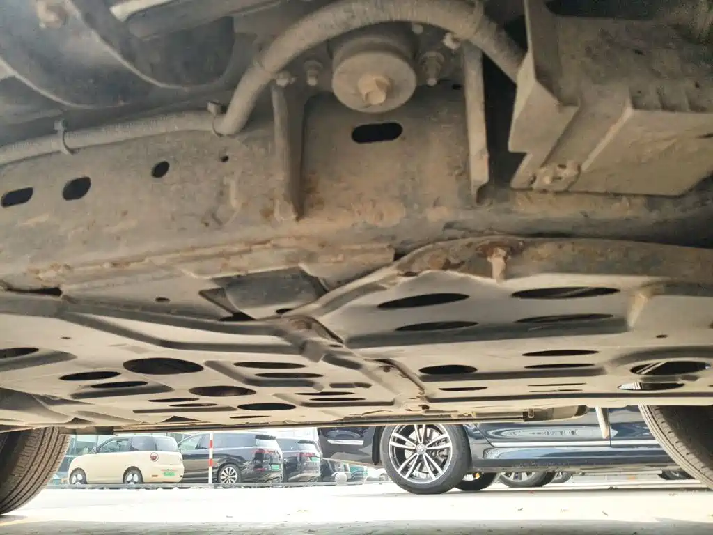 Nissan Terra — миниатюра 18