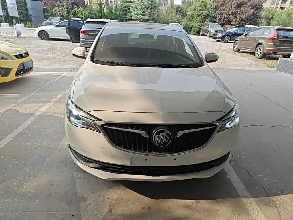 Buick Excelle — миниатюра 3