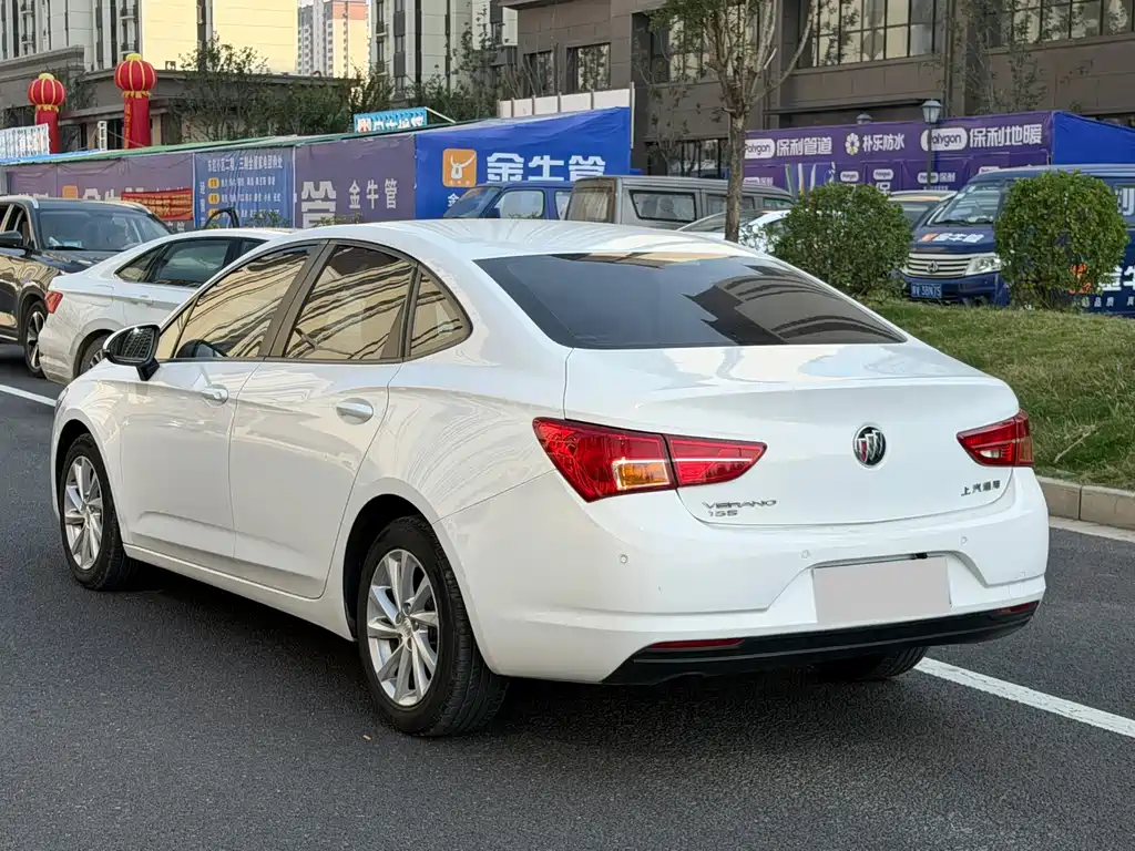 Buick Verano — миниатюра 7