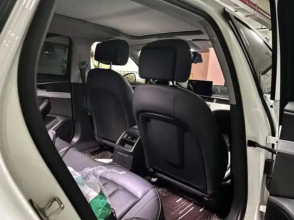 Audi A4L — миниатюра 9