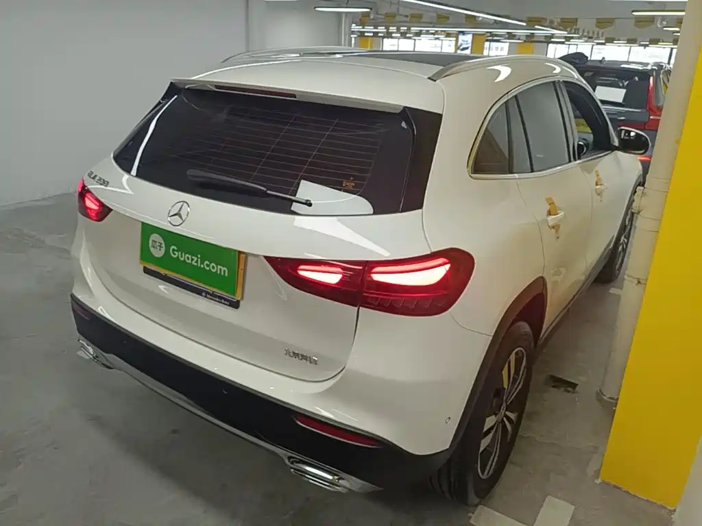 Mercedes-Benz GLA — миниатюра 7