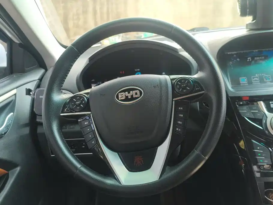 BYD Qin NEV — миниатюра 14
