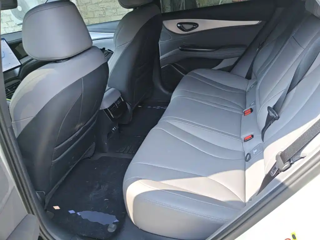 BYD Seal 07 DM-i — миниатюра 17