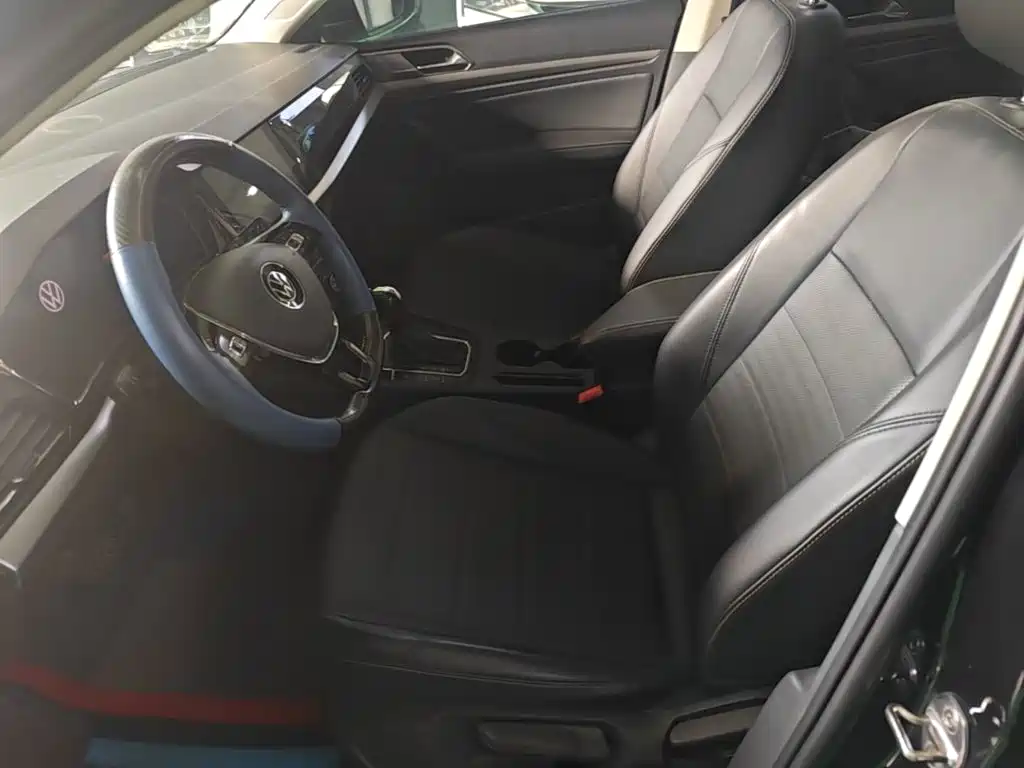 Volkswagen Lavida — миниатюра 15