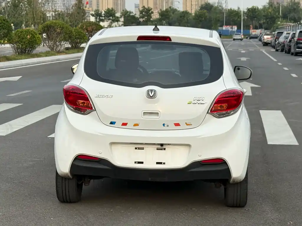 Changan Benben E-Star — миниатюра 5