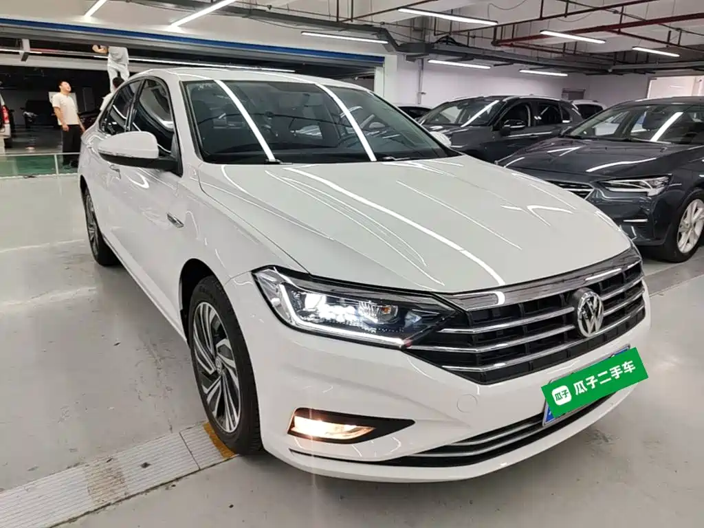 Volkswagen Sagitar — миниатюра 4