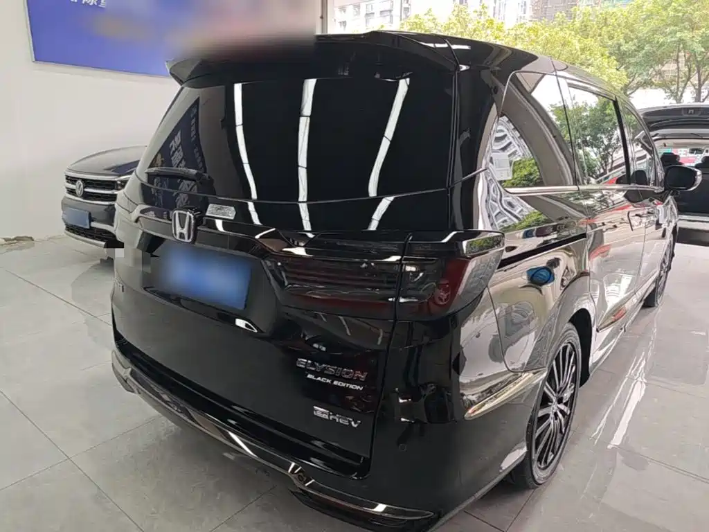 Honda Elysion — миниатюра 7