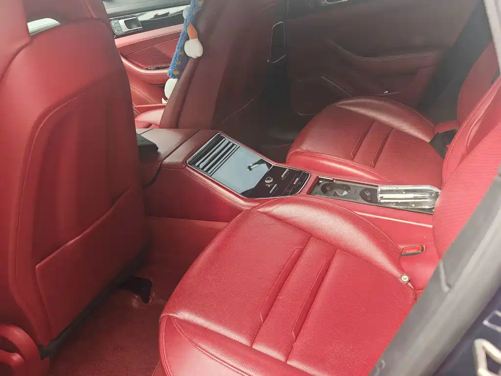Porsche Panamera — миниатюра 4